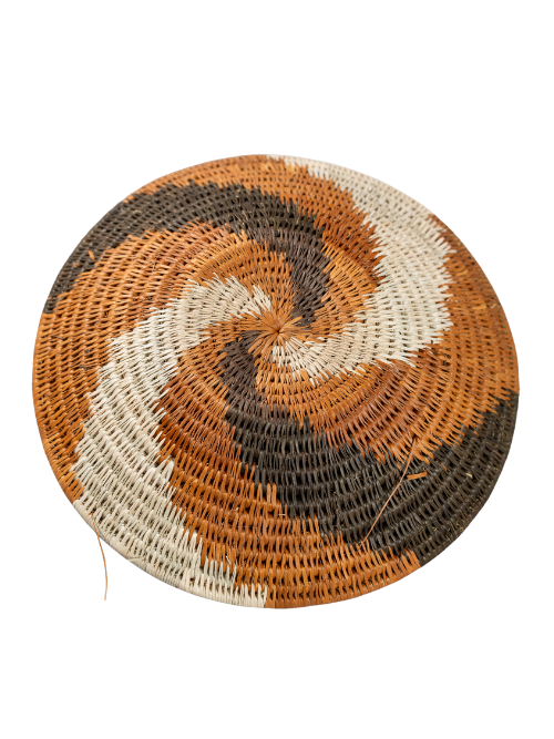 Ribs of the Giraffe (Hambukushu: Kapatji Komvashe)